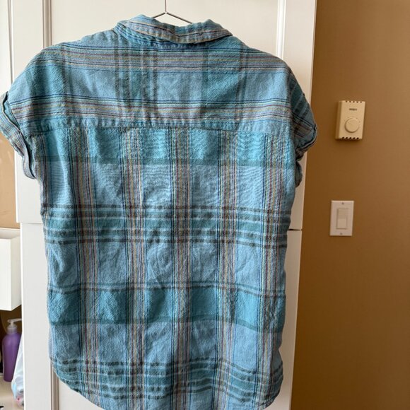 Beachlunchlounge Linen Plaid Shirt - Picture 3 of 4